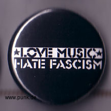 : LOVE MUSIC - HATE FASCISM Button